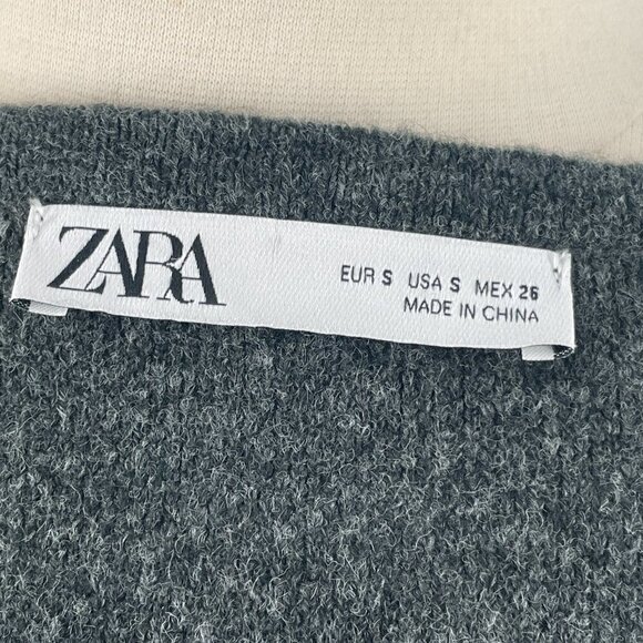 NWOT Zara Ruffled Shoulder Snap Front Cosy Knit Sweater Coat Grey Small - Picture 13 of 15